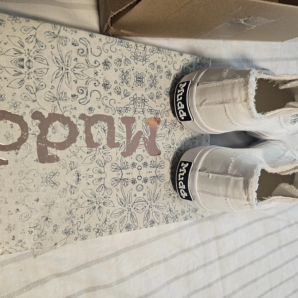 Mudd White Slip-On Sneakers - Picture 5 of 5